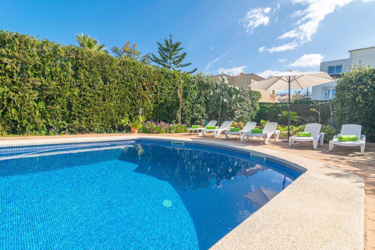 Villa Moragues & Martorell *